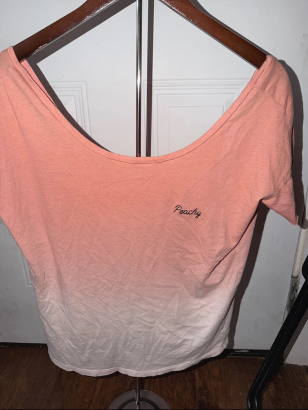 PINK Victoria's Secret Peach Ombre Scoop Neck Tee
